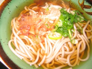 かけそば一つ280円 かけそば一つ280円