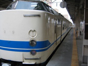 福井の代表列車サンダーバード